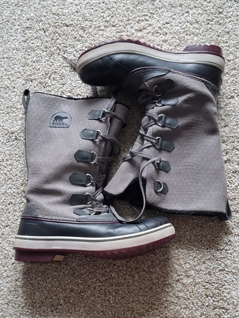 Sorel Women's Gray and Plum Waterproof Lace-Up Winter Boots